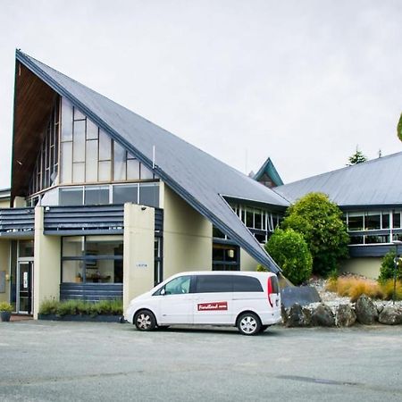 Fiordland Hotel Te Anau Dış mekan fotoğraf