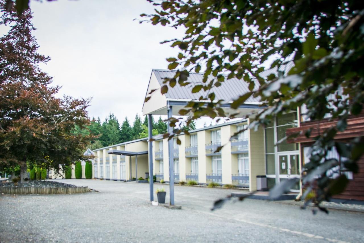 Fiordland Hotel Te Anau Dış mekan fotoğraf