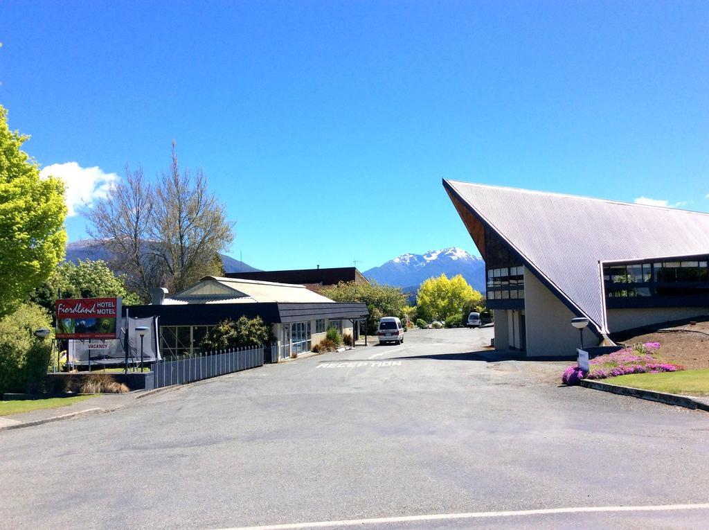 Fiordland Hotel Te Anau Dış mekan fotoğraf